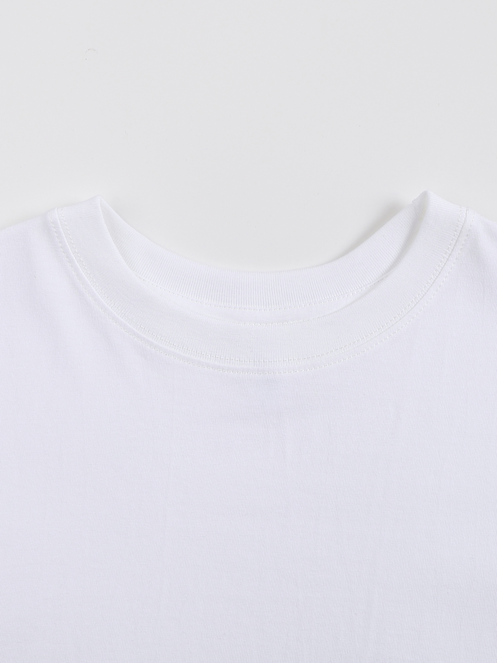 Premium Clothing Print-on-Demand & Dropshipping Services